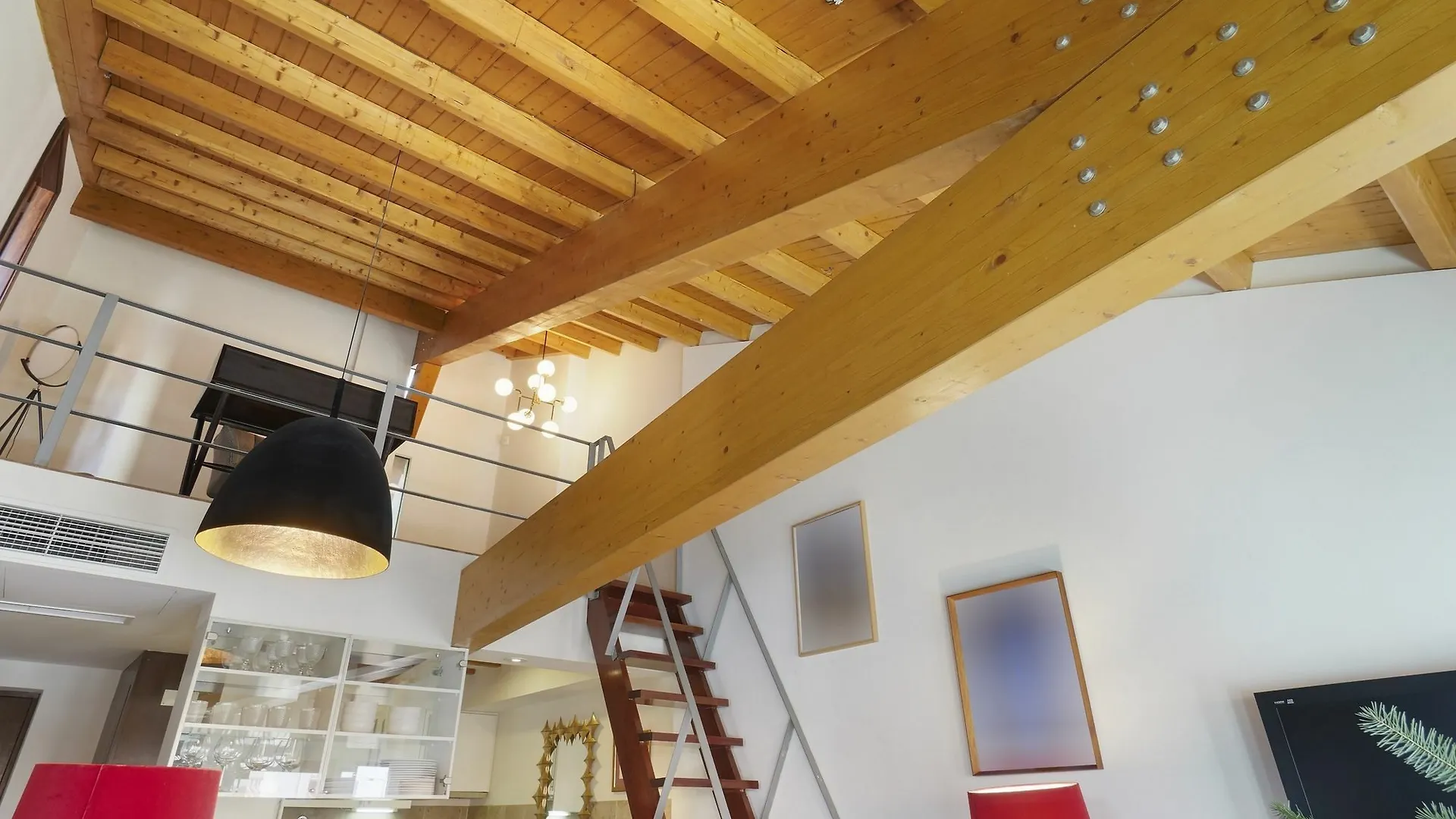 Principe Real Two Bedroom Loft Lisbon Apartment